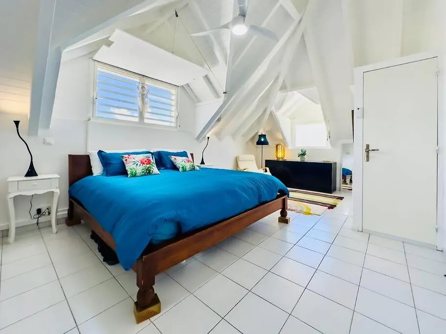 Appartamento Spacious Waterfront 2 Bedroom Condo With 2 Bathrooms, Pool, Ac Baie Nettle