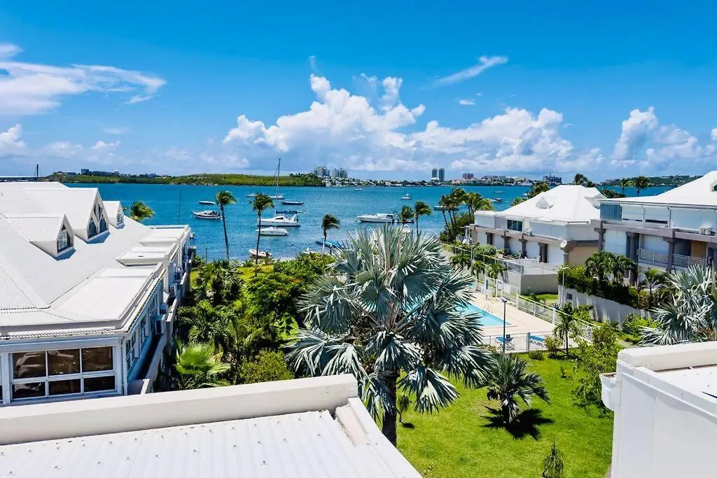 Appartamento Spacious Waterfront 2 Bedroom Condo With 2 Bathrooms, Pool, Ac Baie Nettle